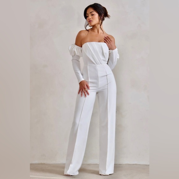NWT Club L London off shoulder puff sleeve white ruched front jumpsuit - Picture 2 of 7